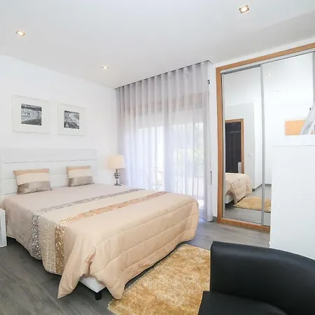 Genny's Place 게스트하우스 4*