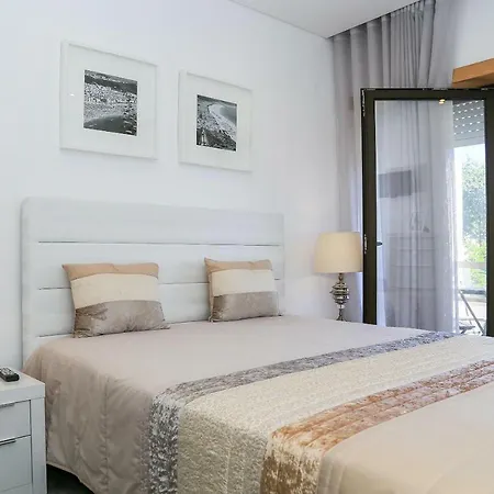 Guest house Genny's Place Nazare