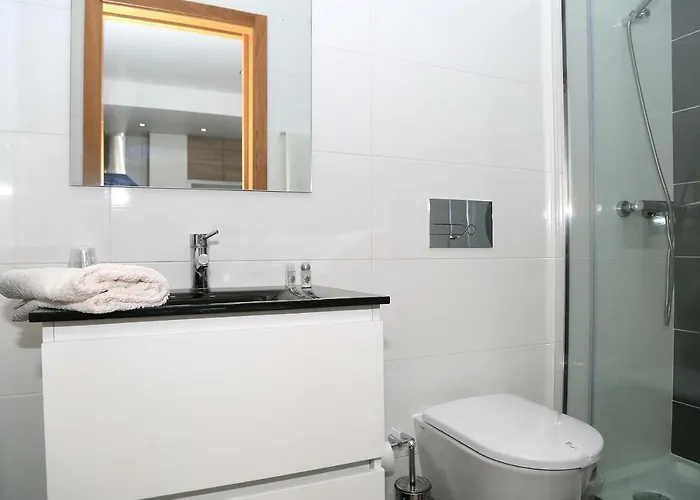 Genny's Place נאזרה