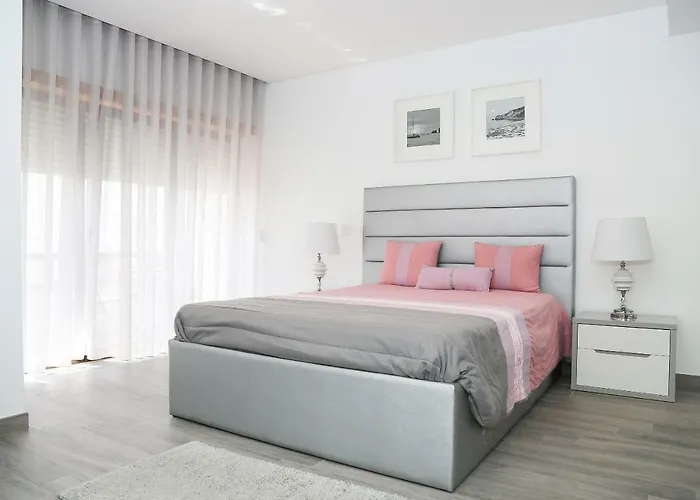 Genny's Place נאזרה